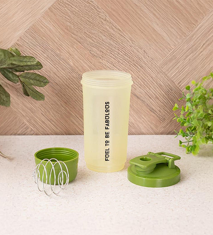 Plastic Shaker Bottle_700ml |For Protein Shake Shaker |Use for Men, Women, Gym Shaker Bottle